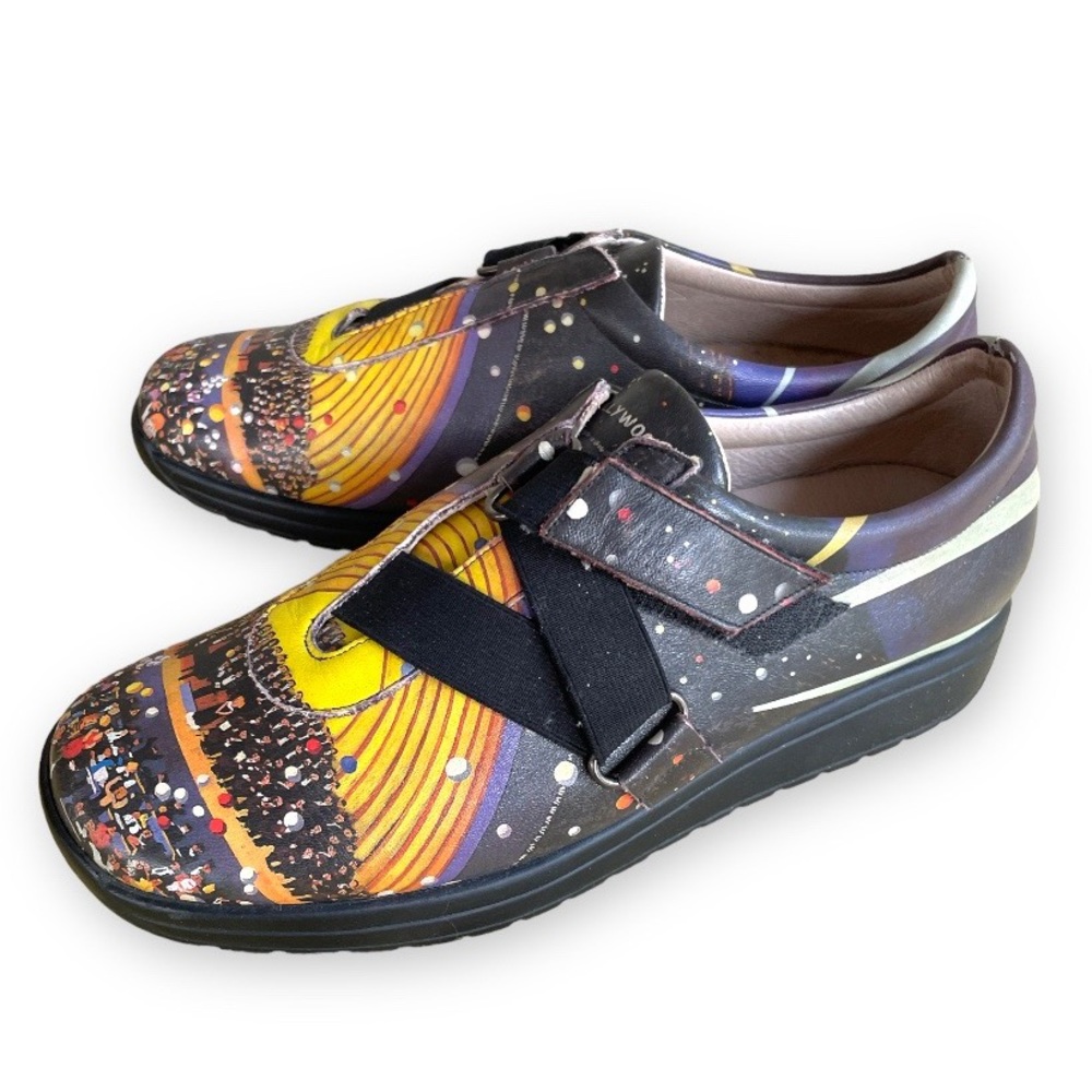 ICON Hollywood Bowl Leather Shoes with Velcro Strap